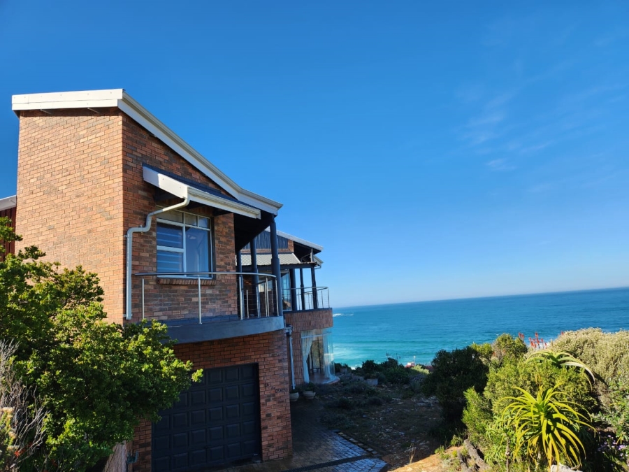 5 Bedroom Property for Sale in Jongensfontein Western Cape
